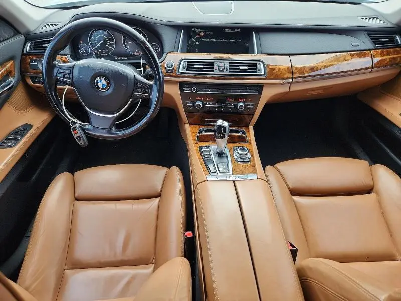 2013 BMW 750 I  