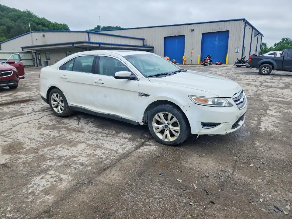 2012 FORD TAURUS SEL  
