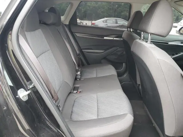 2022 KIA SELTOS LX  