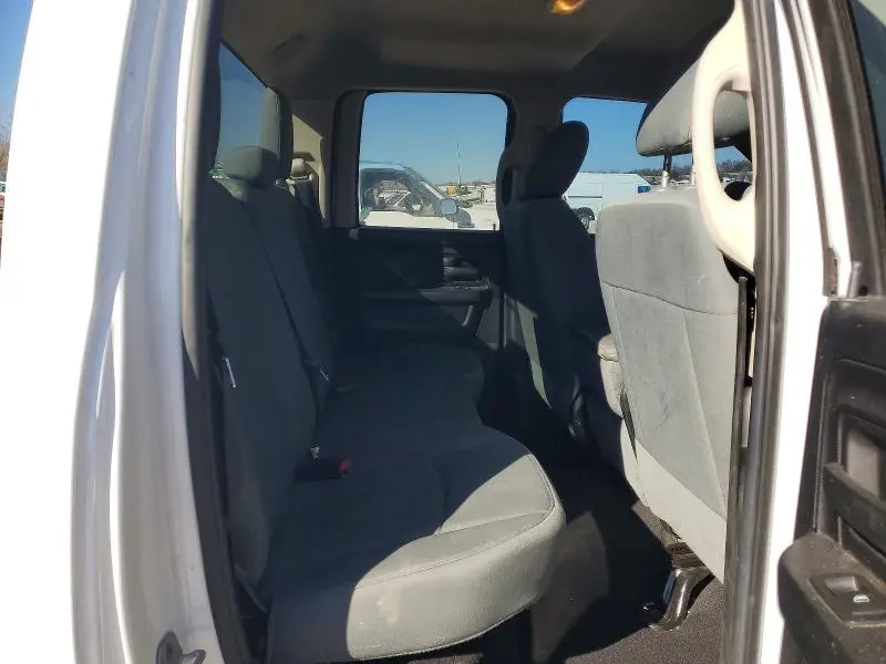 2014 RAM 1500 ST  