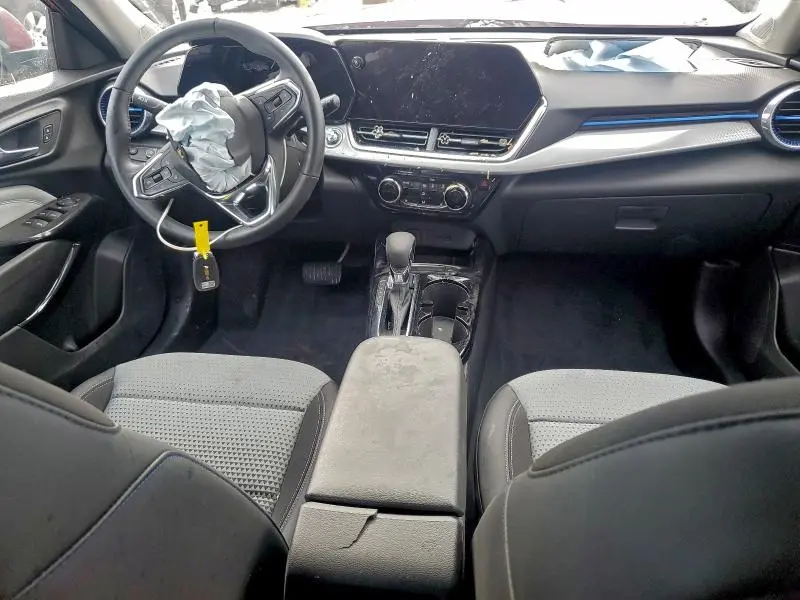 2025 CHEVROLET TRAX 1LT  