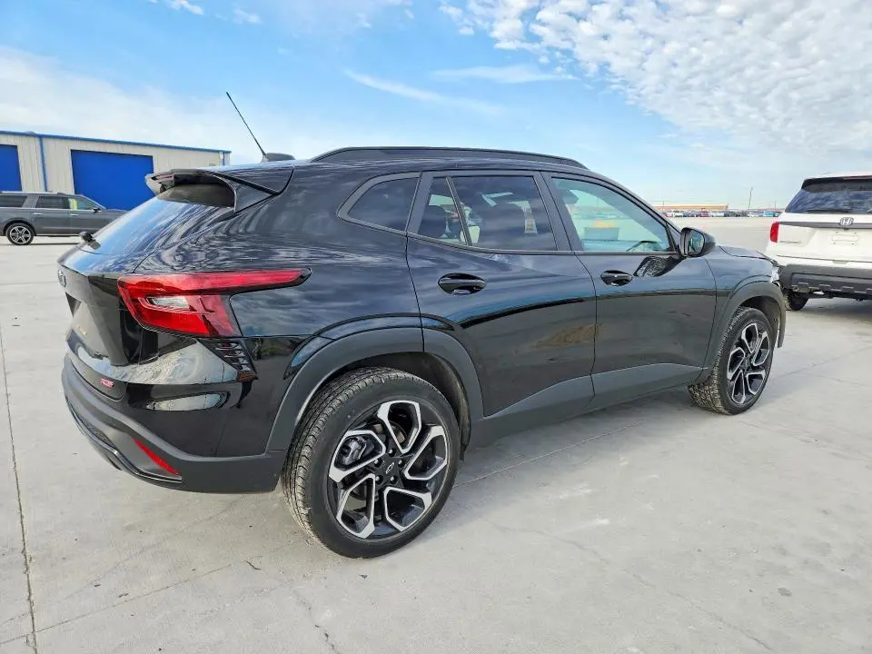 2025 CHEVROLET TRAX 2RS  