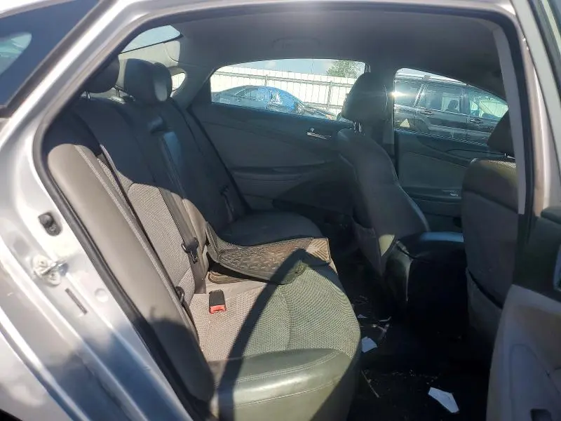 2012 HYUNDAI SONATA SE  
