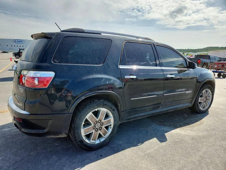 2012 GMC ACADIA DENALI  