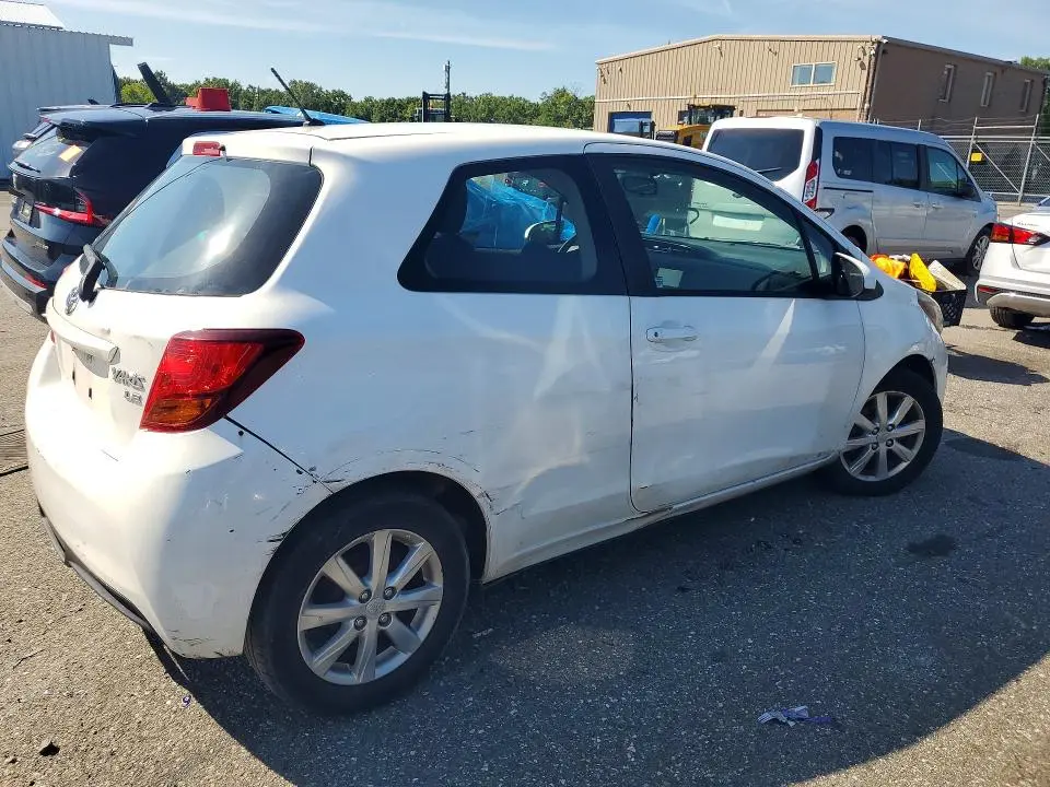 2015 TOYOTA YARIS 3-DOOR LE  
