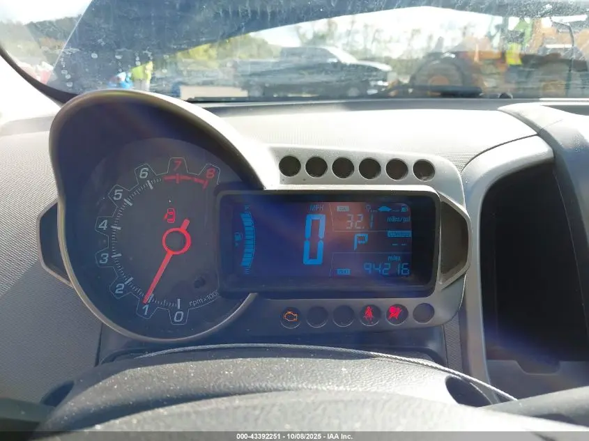 2015 CHEVROLET SONIC LT AUTO