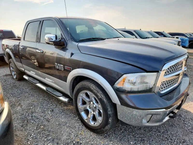 2015 RAM 1500 LARAMIE  