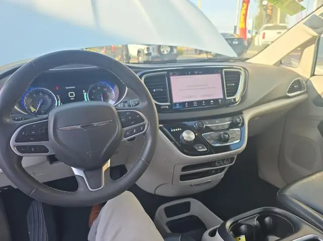 2022 CHRYSLER PACIFICA TOURING L  