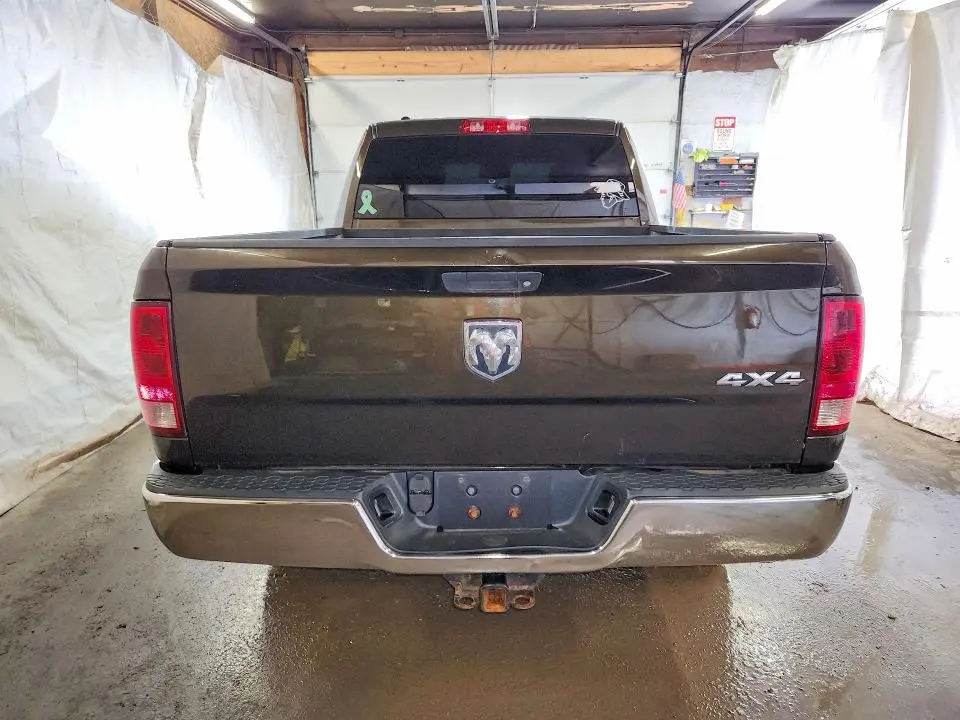 2013 RAM 1500 ST  