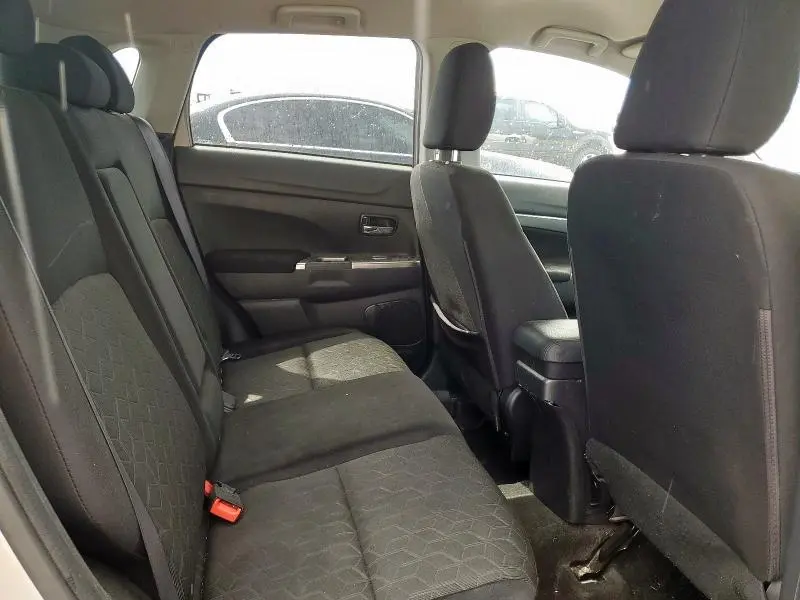 2021 MITSUBISHI OUTLANDER SPORT SE  