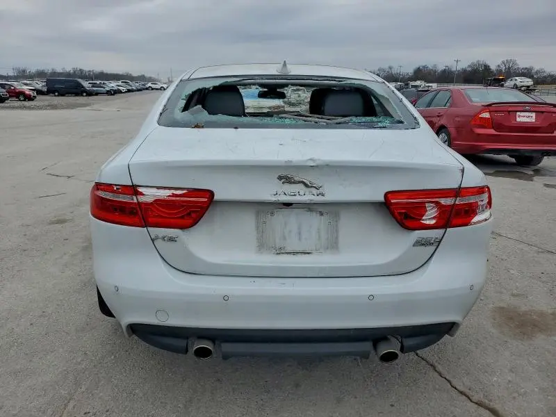 2017 JAGUAR XE FIRST EDITION  