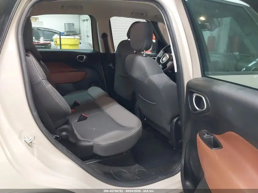 2016 FIAT 500L TREKKING