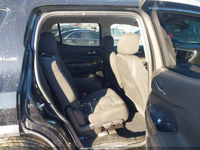 2022 GMC ACADIA FWD SLE