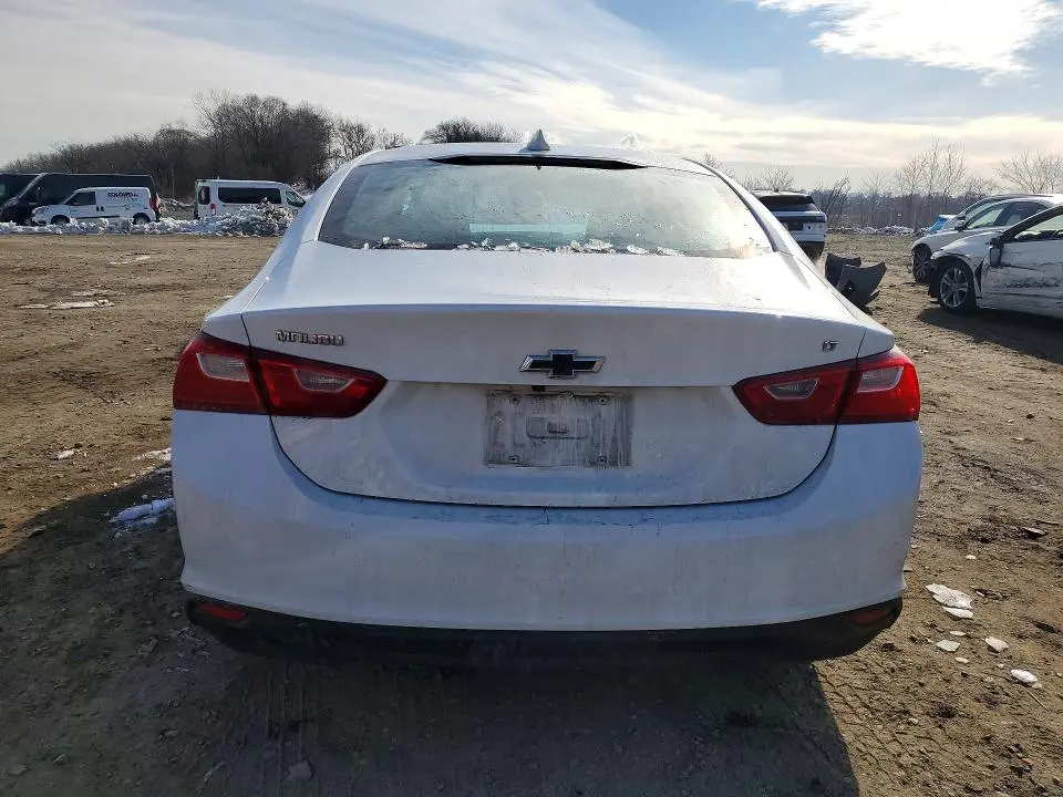 2017 CHEVROLET MALIBU LT  