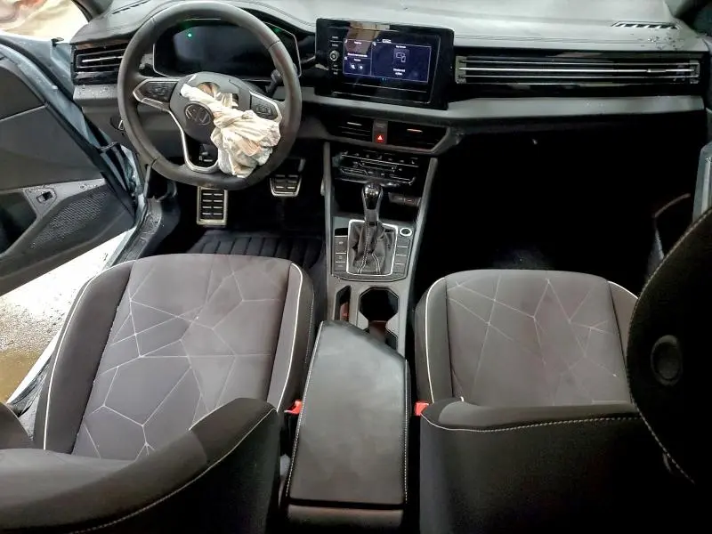 2025 VOLKSWAGEN JETTA SPORT  