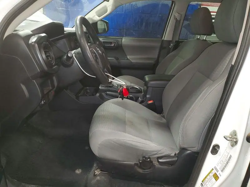 2017 TOYOTA TACOMA SR V6  
