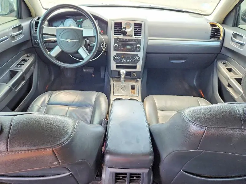 2010 CHRYSLER 300 TOURING  