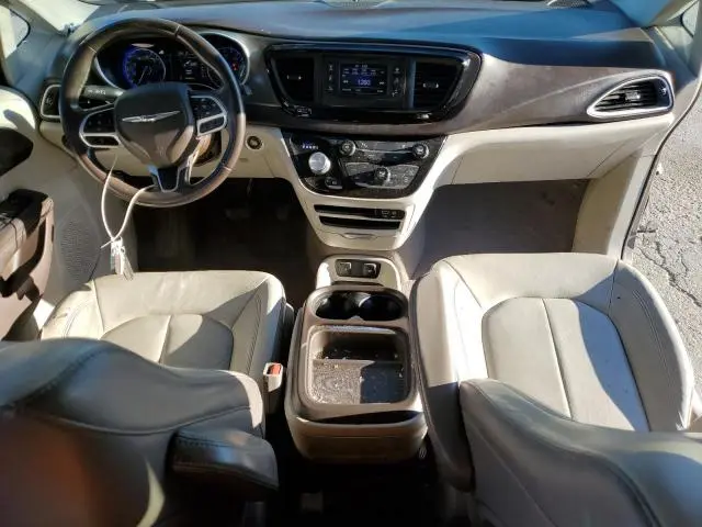 2017 CHRYSLER PACIFICA TOURING L  