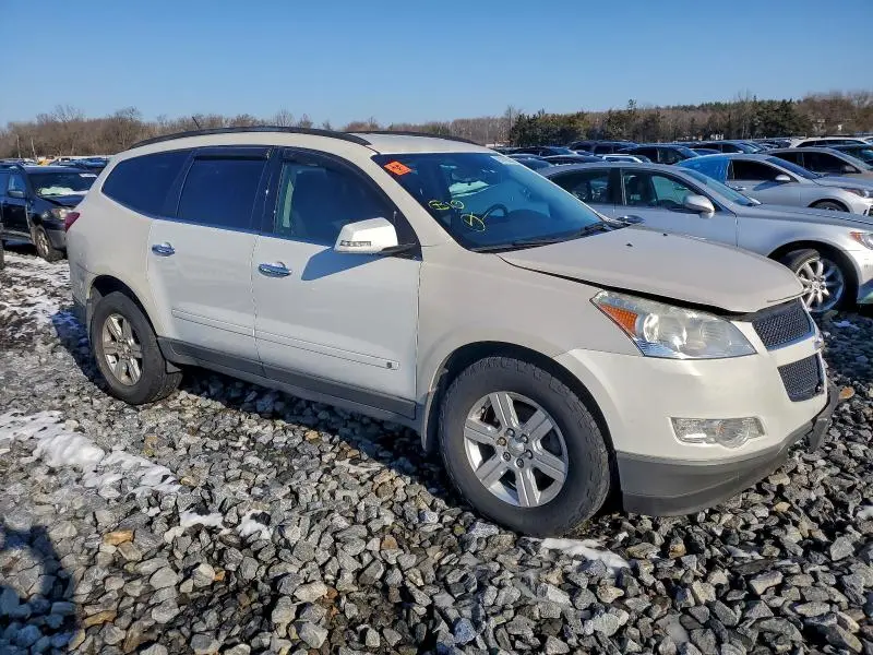 2012 CHEVROLET TRAVERSE LT  