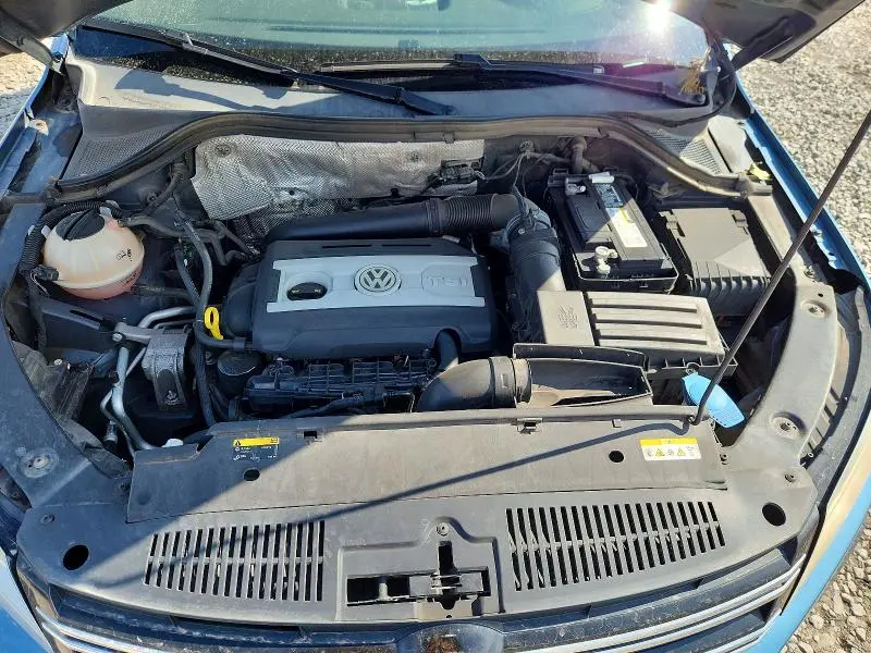 2017 VOLKSWAGEN TIGUAN S  