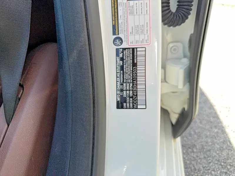 2017 MERCEDES-BENZ E 300 4MAT 4MATIC  