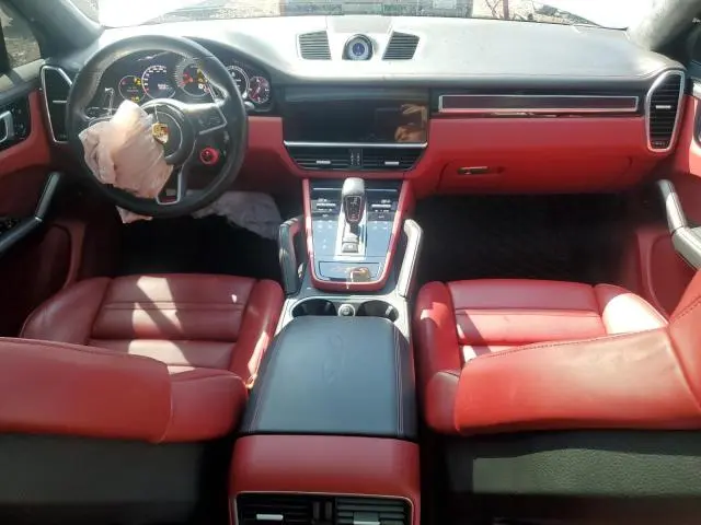2021 PORSCHE CAYENNE GTS COUPE  