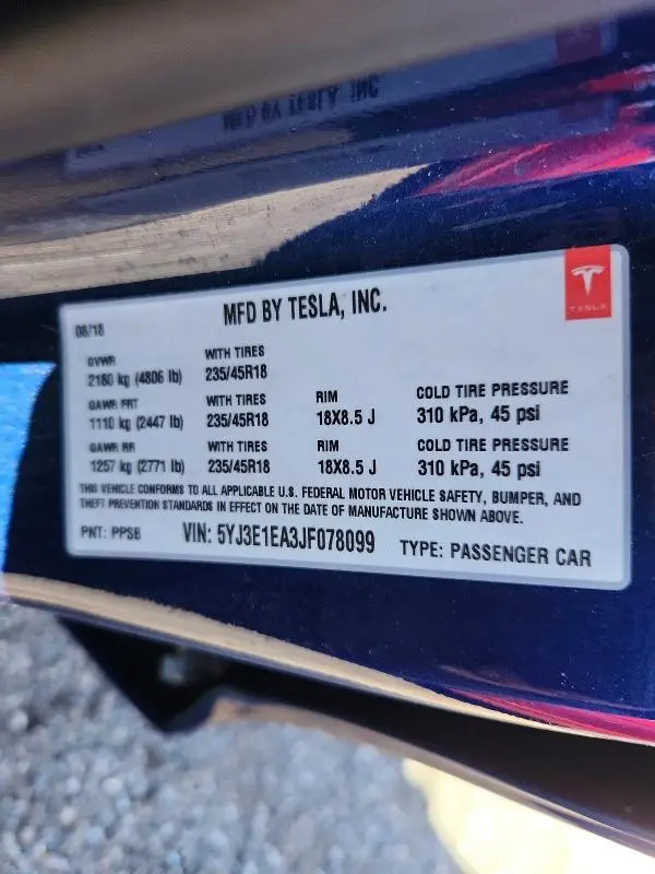 2018 TESLA MODEL 3   