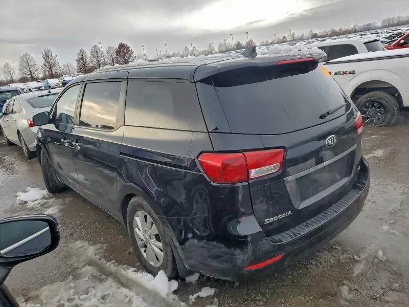 2015 KIA SEDONA LX  
