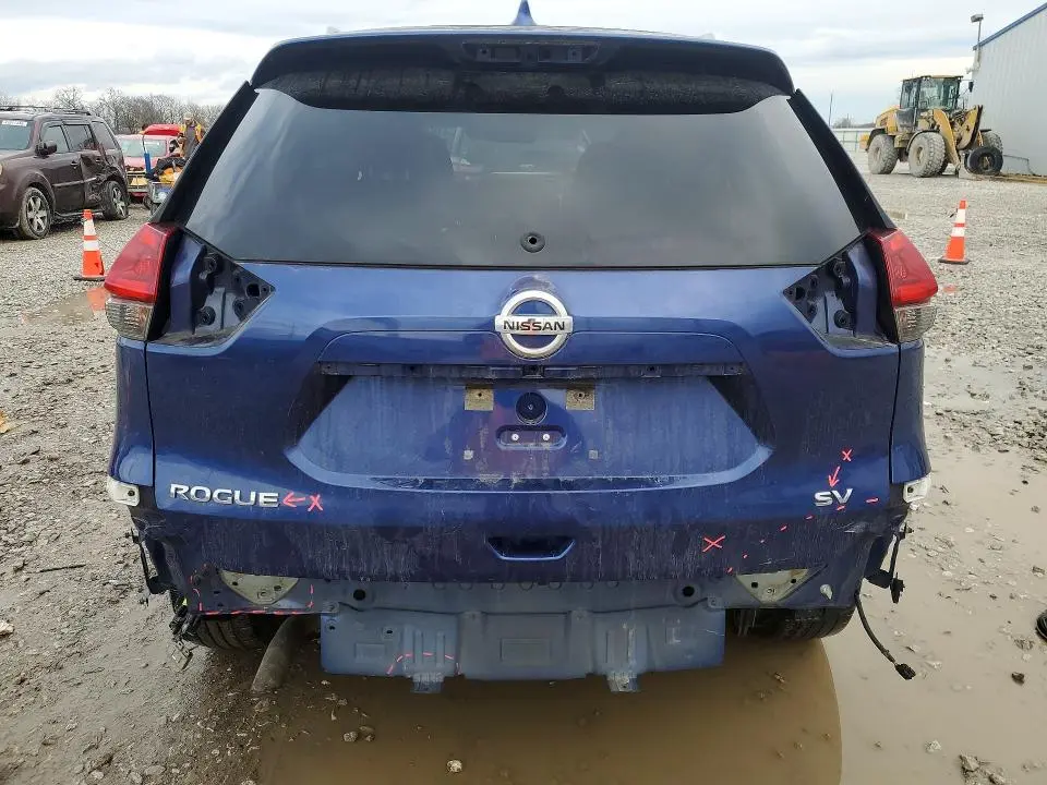 2018 NISSAN ROGUE SV  
