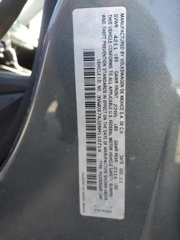 2011 VOLKSWAGEN JETTA SE  