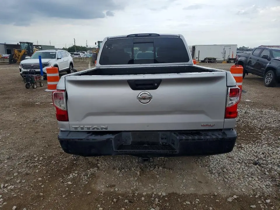 2018 NISSAN TITAN S  