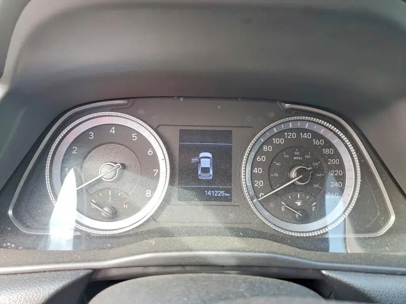 2021 HYUNDAI SONATA SE  
