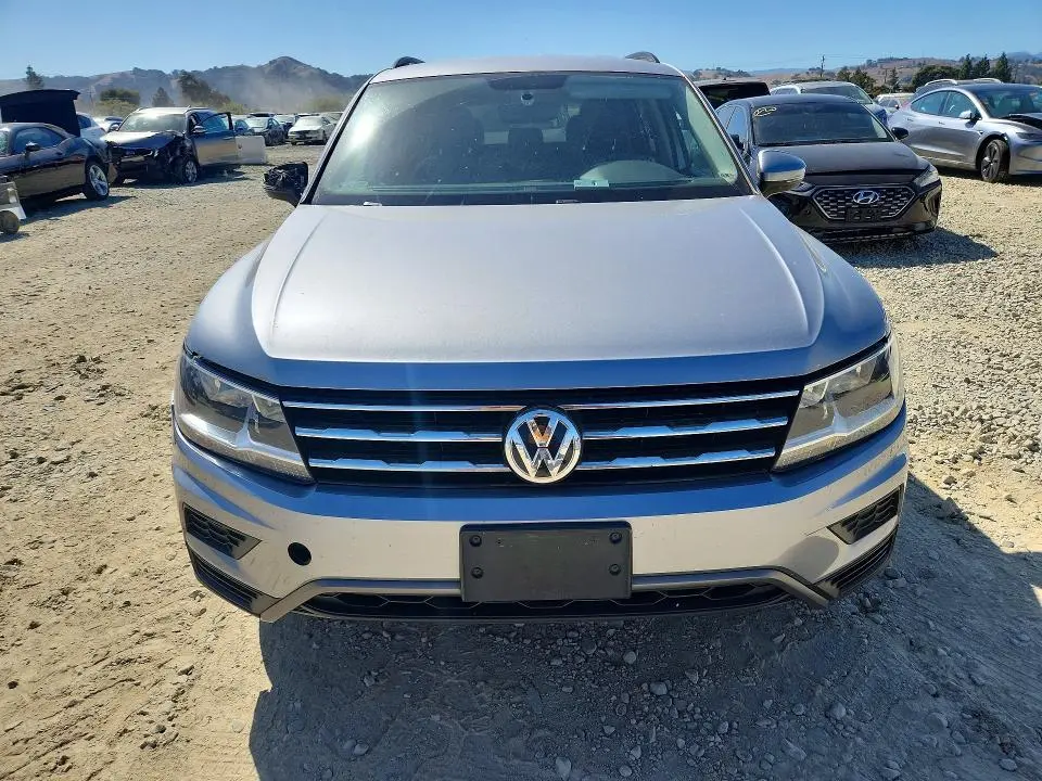 2021 VOLKSWAGEN TIGUAN S  