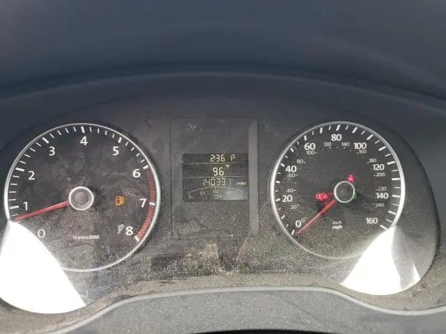 2012 VOLKSWAGEN JETTA SE  