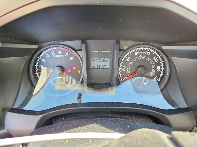 2017 TOYOTA TACOMA SR  
