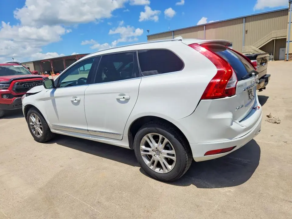 2016 VOLVO XC60 T5 PREMIER  