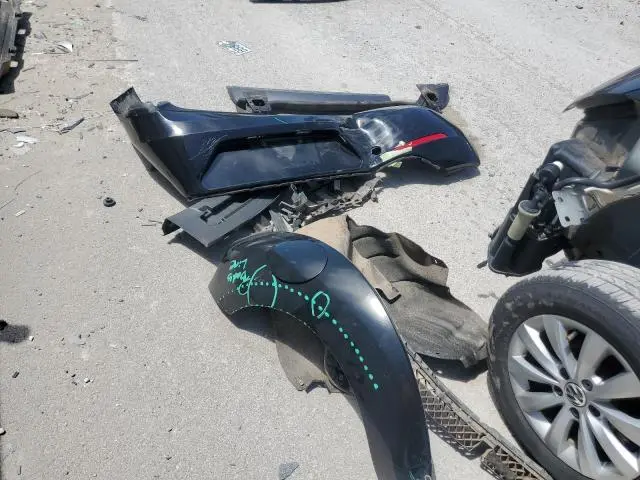 2014 VOLKSWAGEN BEETLE   