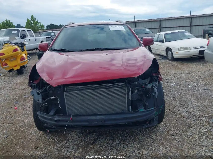 2015 HYUNDAI TUCSON SE