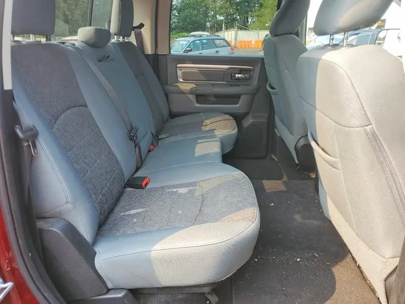 2017 RAM 1500 SLT  