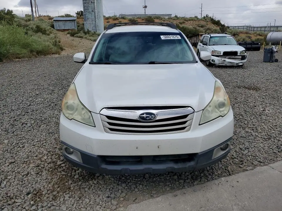 2011 SUBARU OUTBACK 2.5I PREMIUM  