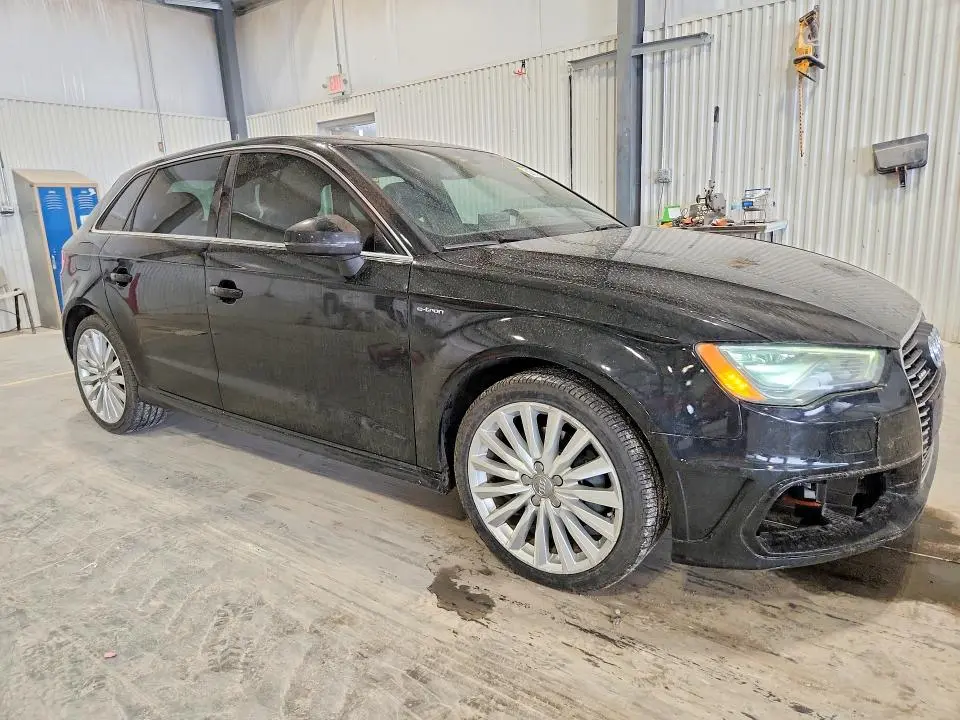 2016 AUDI A3 E-TRON PREMIUM PLUS  