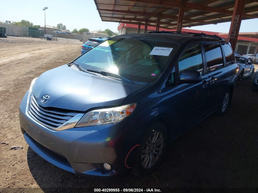 2017 TOYOTA SIENNA XLE 8 PASSENGER