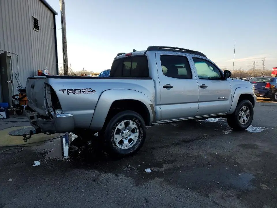 2012 TOYOTA TACOMA V6  
