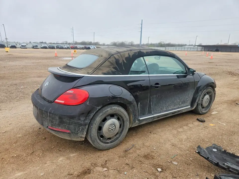 2015 VOLKSWAGEN BEETLE 1.8T  