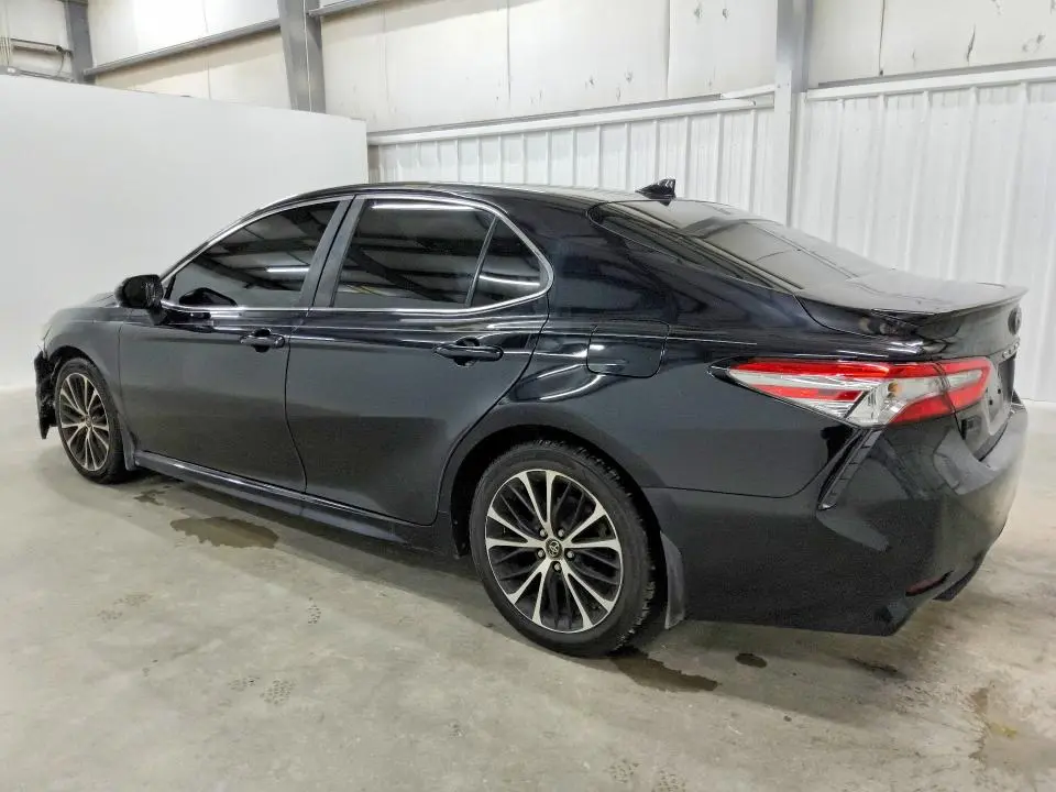 2019 TOYOTA CAMRY SE  