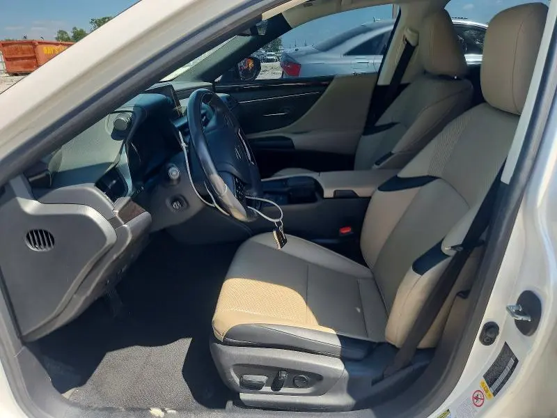 2019 LEXUS ES 350  