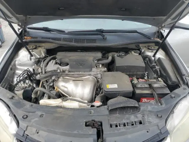 2016 TOYOTA CAMRY LE  
