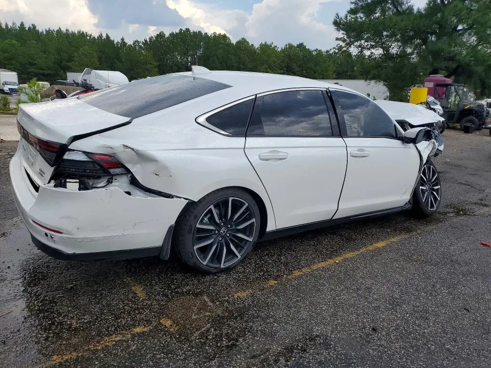 2025 HONDA ACCORD TOURING HYBRID  