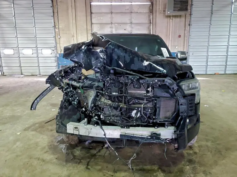 2023 TOYOTA TUNDRA CREWMAX CAPSTONE  