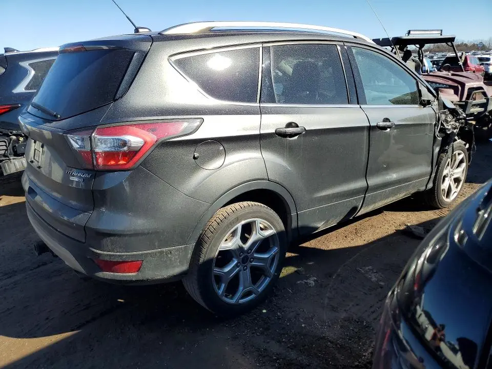 2017 FORD ESCAPE TITANIUM  